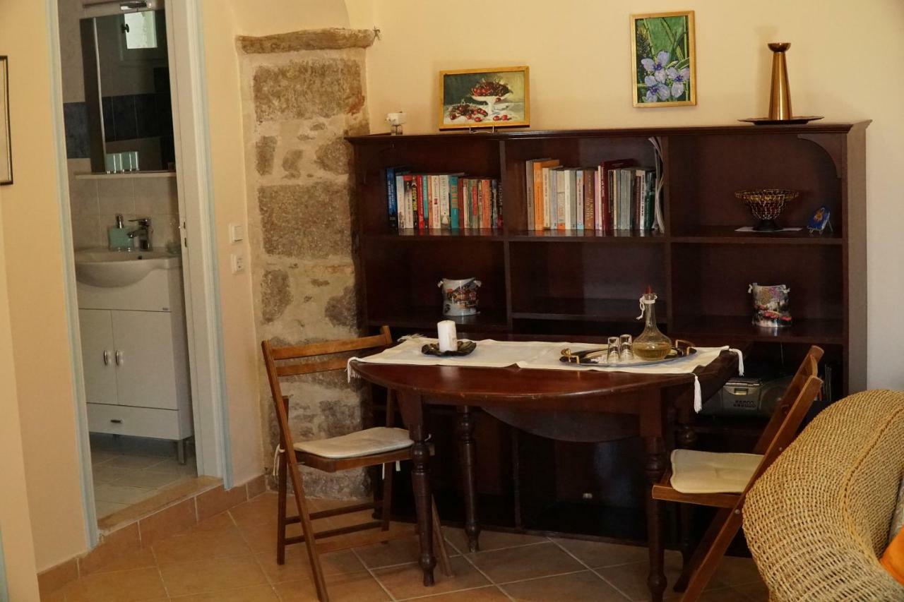 Gialos Appartement *